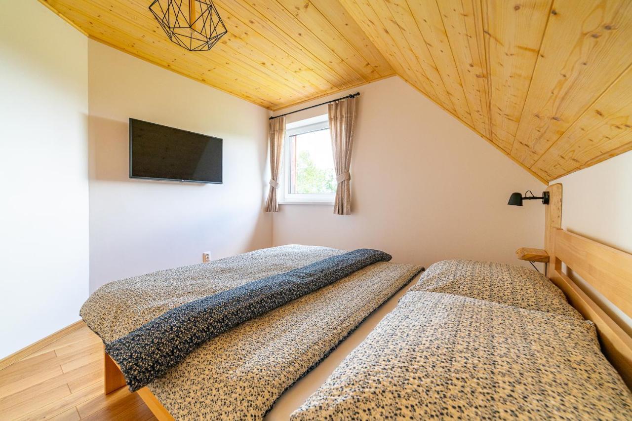 Apartmany Pod Rozsutcom - Zatkov Dvor - Prijazd Do Ubytovania Autom S Pohonom 4X4 Terchová エクステリア 写真